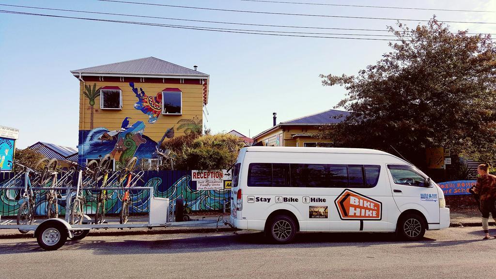 Bazil'S Backpackers Bbh Hostel & Surf School 웨스트포트 외부 사진