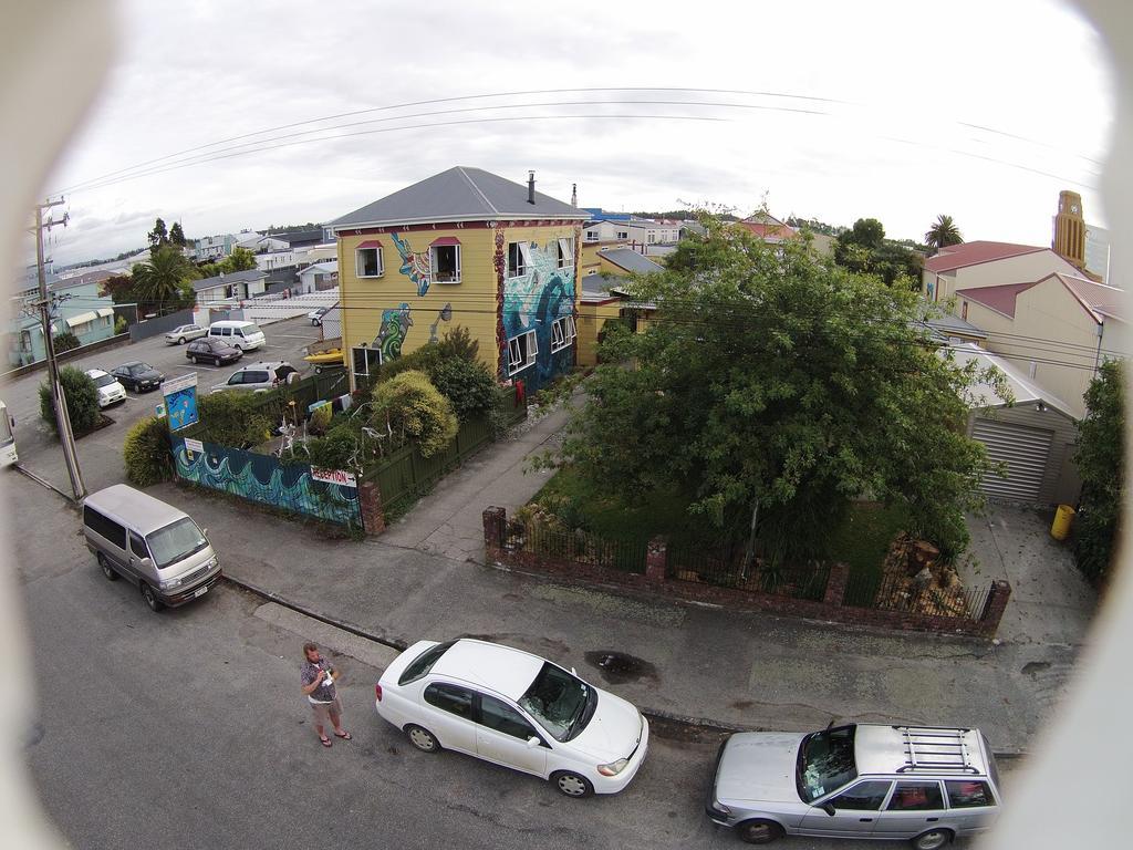 Bazil'S Backpackers Bbh Hostel & Surf School 웨스트포트 외부 사진