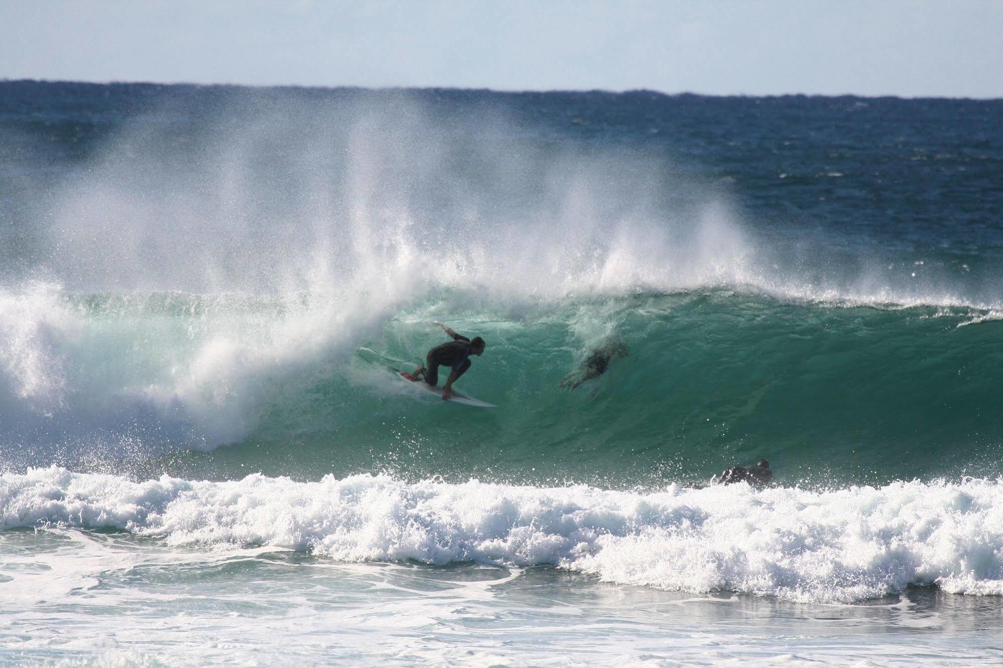 Bazil'S Backpackers Bbh Hostel & Surf School 웨스트포트 외부 사진