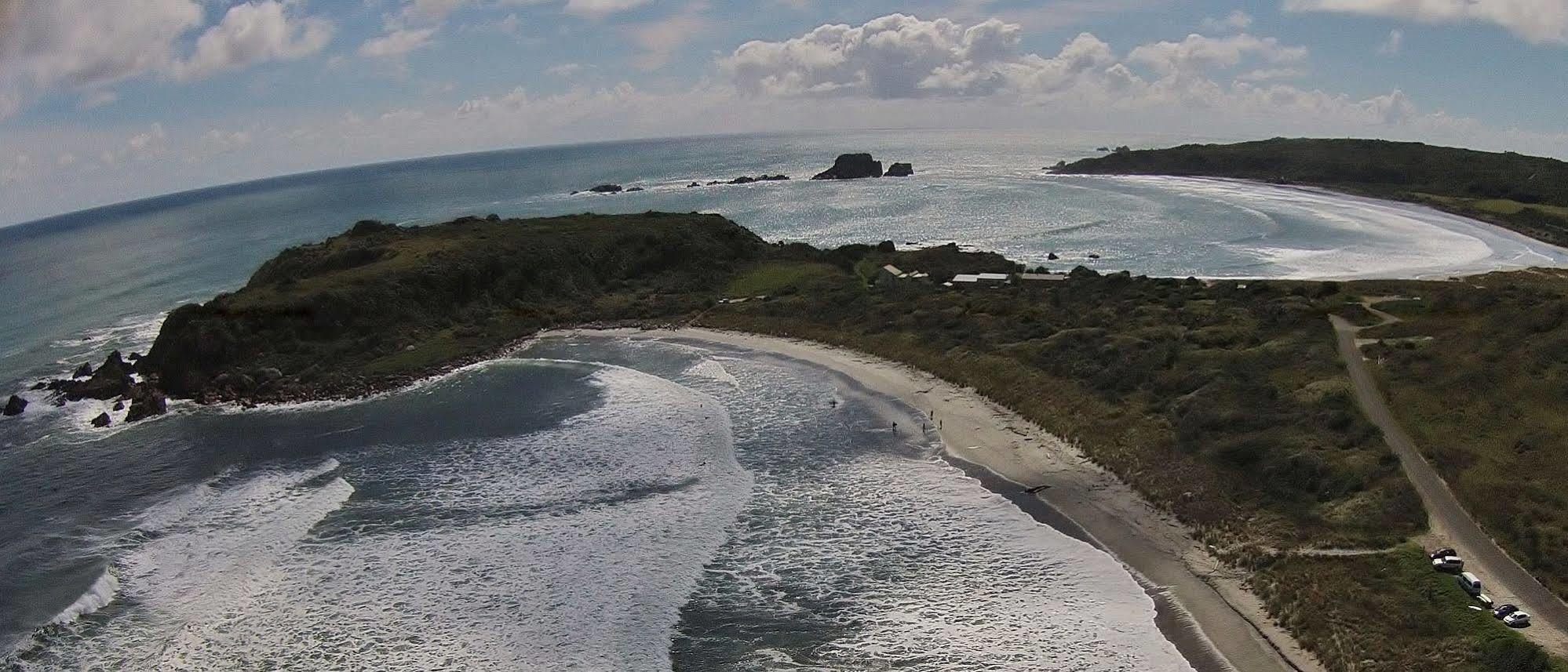 Bazil'S Backpackers Bbh Hostel & Surf School 웨스트포트 외부 사진